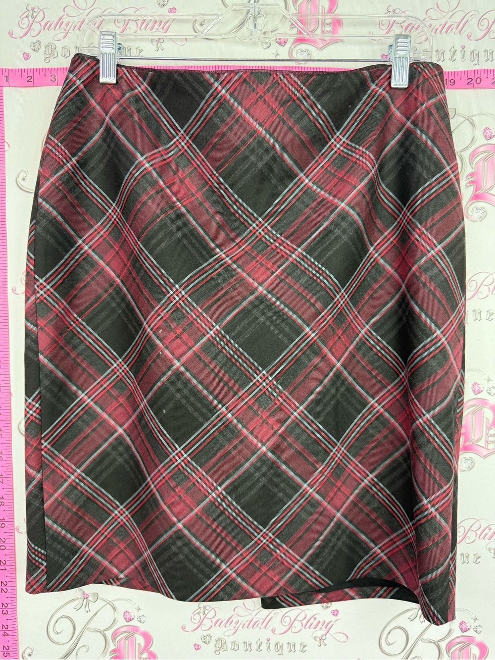 White House Black skirt Market Black and red Plaid Pencil Skirt